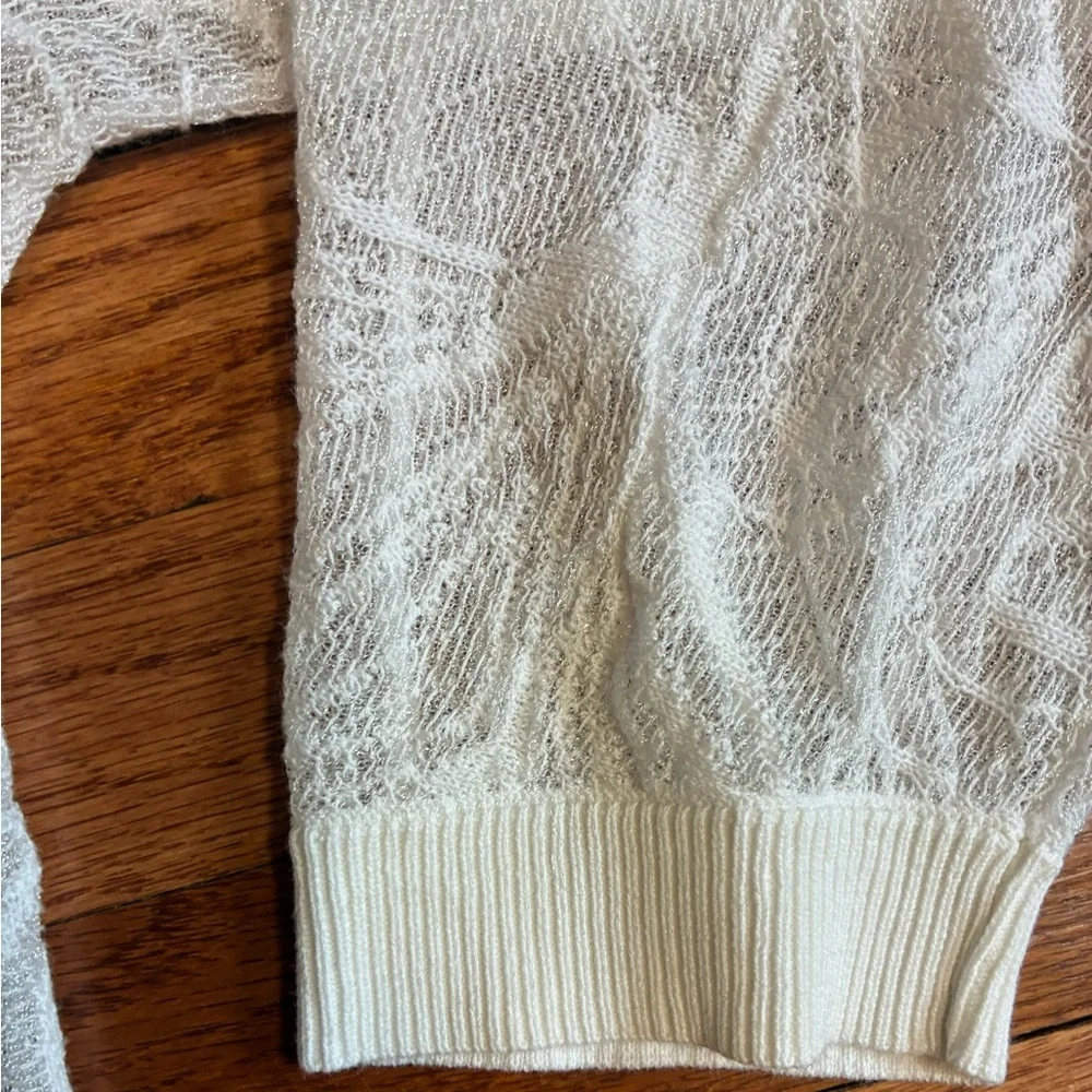 Chico’s Lightweight Jacquard White Sweater Size 1 Medium Lace Beach - Picture 7 of 9